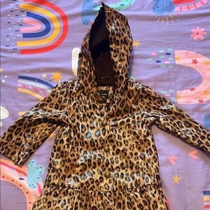 Adorable leopard print baby Gap raincoat, GUC, size 2T